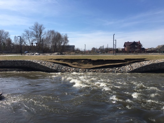 Набережную размыло-1.jpg